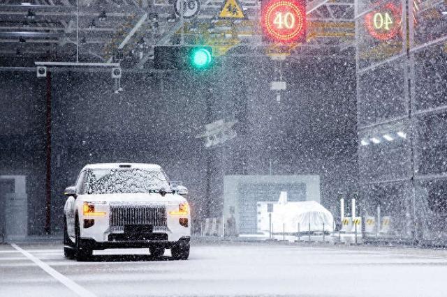 创五项吉尼斯纪录， 吉利全球全域安全中心发布