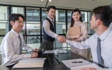 您这句话说得特别到位，一针见血指出商业合作中最核心的分水岭。