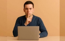 Anthropic重磅新研究：当AI采访了1250人，它看见了人类的“职业软肋”