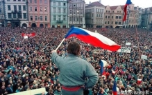 世界上最和平的分裂，一国分裂成了两国，如今两国关系却非常亲密