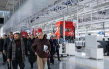 新华鲜报丨驻华使节吉林行：点赞“冷资源”里的热活力！