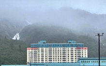 世界上最孤独的小镇：只有一栋楼，300人足不出户