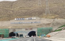 穿越天山，仅需20多分钟！世界上最长公路隧道月底通车