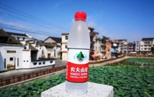 2025中国饮料封神榜！10款爆款排行出炉，碳酸饮料跌出前三