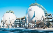 全球最大绿色氢氨醇一体化项目投产——看，风光变绿氢