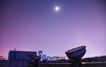 宇宙到底长什么样？这个问题让人着迷！