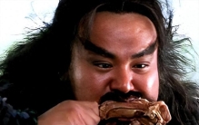 獐子肉、肥鲊、熊掌和驼蹄：《水浒传》的十大经典美食排行榜