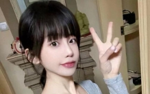 女网红爆料顶流明星私密聊天，真相竟是这样？背后真相令人震惊！