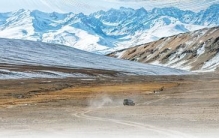 平均海拔超4500米的雪域之巅 一群年轻人为何扎根于此