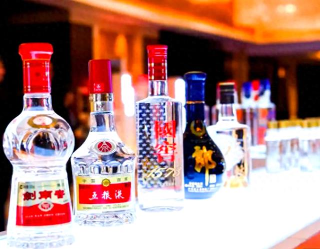 白酒排行榜前十名,中国消费者认可度高的白酒品牌