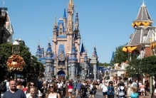 美国迪士尼4月内惊现第6具尸体，有2人在“世界最快乐地方”自杀