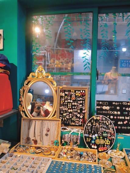 八大耐造首饰排行榜?铂金第四,k金第五,足金垫底,老大很意外