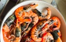 变黑的虾还能吃吗？这种“黑虾”千万别吃
