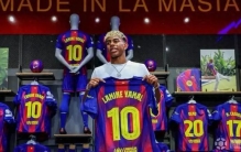 3.43亿欧！17岁的亚马尔凭什么成为世界足坛最贵球员？