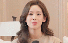 当章泽天专访刘嘉玲，聊婚姻聊事业，告诉你啥叫智性美天花板