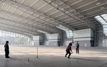 纸飞机飞了98.43米！平均年龄17岁的团队，如何刷新吉尼斯纪录？