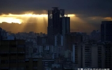 你见过住在摩天楼里的贫民窟吗？委内瑞拉190米高楼刷新世界纪录