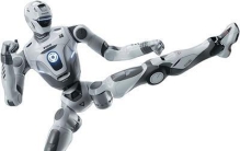 可以凌空飞踢！中国人形机器人走上世界舞台