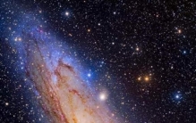 天文学：探索宇宙的终极奥秘