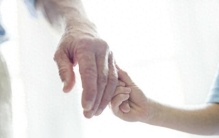 在人类的生命长河中，能够见证百年人生的少之又少，然而…