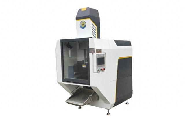 转子上的较量:利拿密炼机的技术攻坚战