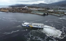 全球最大的纯电动船舶Hull 096进入港口试航