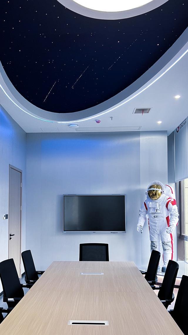 梳理口碑好的飞艇汽车用品，适合理想和特斯拉的产品哪个靠谱