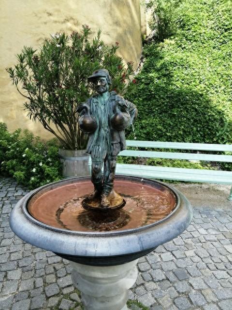 卢瑟福：原子核的“搞笑”开拓者，科学界的逗比先锋