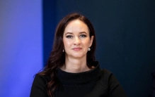 立陶宛通告全球，可接受中方要求，不到24小时，瑙塞达翻脸不认人