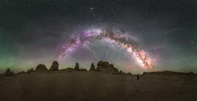 宇宙探索：人类的火星梦想与深空探测