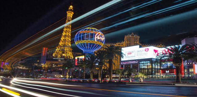 全球最奢靡销金窟,身处57℃高温死地,年赚千亿,靠喝洗澡水续命