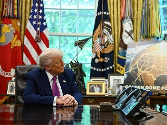 特朗普彻底急眼！最高法院刚拦住，他反手一小时得罪全球