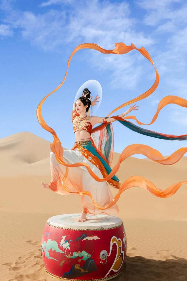 世界上只有中国敦煌才有的全球独一无二的 10 大奇景