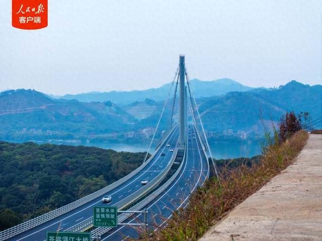 中国大桥再添世界之最！广西苍容浔江大桥正式通车