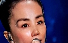 王菲春晚翻车被嘲，窦靖童仅回五个字，这才是娱乐圈最高级公关