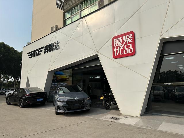 汽车贴膜排行榜出炉,第一名居然不是龙膜?车主们吵翻了