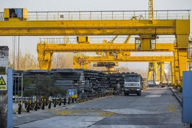 藏在河南的全球起重基地，一年卖30万台，全国占比超6成！