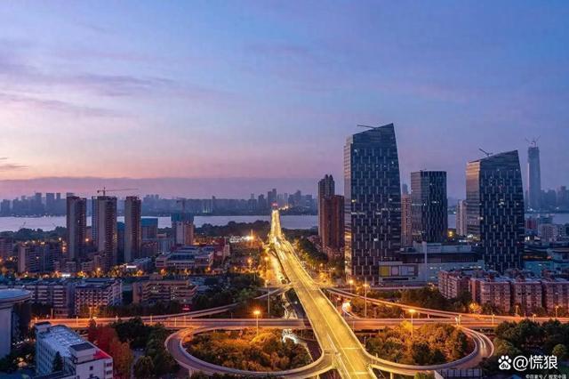 中国科技最发达的十大城市：北京稳居首位，合肥第2哈尔滨第8