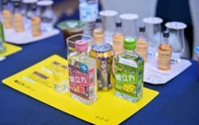 江小白穿越谷底的唯一路径：成为懂用户的“笨公司”