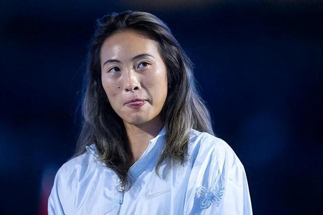 郑钦文印第安维尔斯爆冷出局，世界排名继续下滑，赛后坦言多因素影响，心态依旧积极