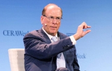 能源危机只是开始,不到24小时,全球最大资管遭挤兑,特朗普玩砸了