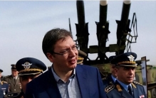 两国上场，军事锁定塞尔维亚，中国导弹进欧洲，解武契奇后顾之忧