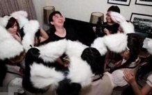 关晓彤戏份争议、戚薇拒潜规则？饭局内幕被曝老牌女星卷入