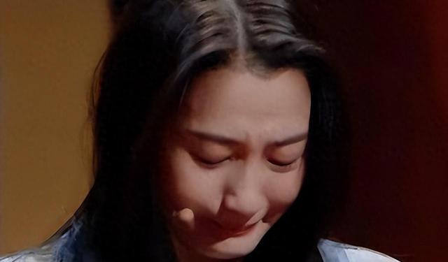 娱乐圈大瓜连爆：顶流隐秘恋情、女星潜规则风波、离婚内幕全曝光