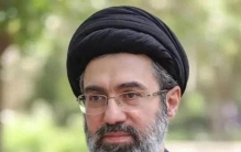 突发！伊朗高官遇袭身亡，油价飙至111美元，全球能源危机来了