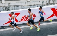 六大马第一、索康尼提速，特步稳住“跑步一哥”