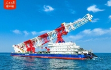 全球最大打桩船“铁建大桥桩1”号正式下线