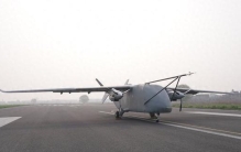 全球最大货运无人机"长鹰一8"郑州首飞成功 我国低空经济发展再添硬核力量