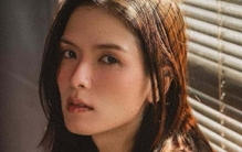 泰国一女星自曝在全身瘫软、呼吸困难且近乎昏迷时遭到救援人员性侵、拍裸照，涉案嫌疑人已被警方逮捕并承认指控，或被判处最高10年监禁