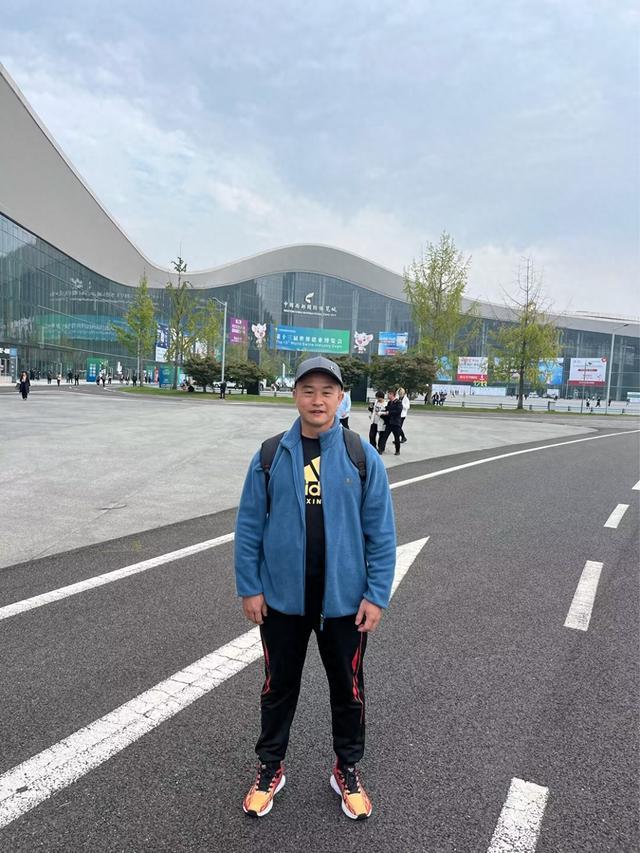 总思考“人为什么而活”?别慌,这才是人类最正常的高阶状态